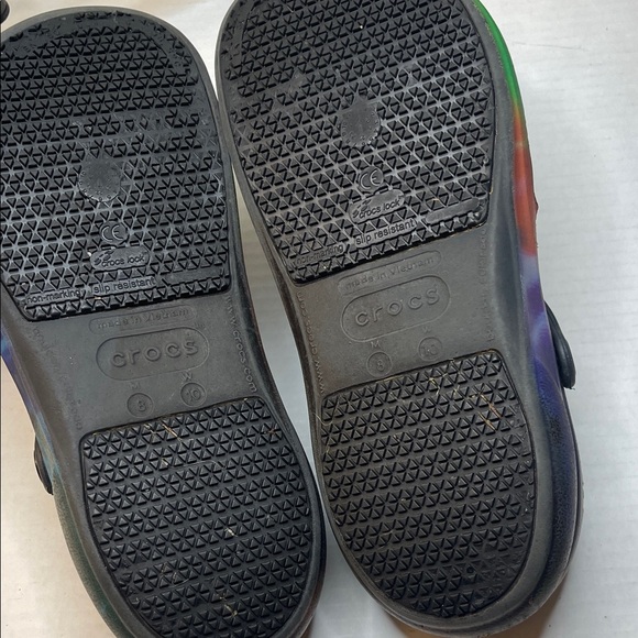 Colorful Tie-Dye W10 M8 clogs Crocs great condition - Picture 4 of 6
